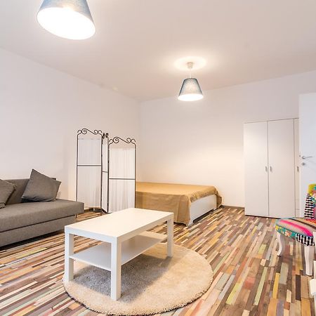 Vlad House Basarabia National Arena Apartment Bucharest Exterior photo